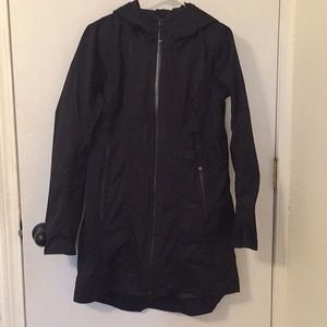 Lululemon raincoat
